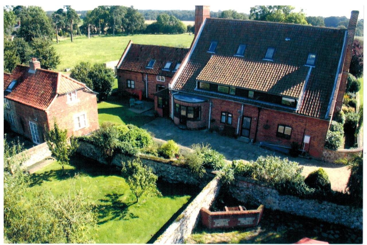 Dairy Cottage Cockley Cley Екстер'єр фото